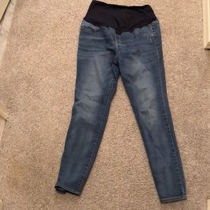 Old Navy Rockstar maternity skinny jeans